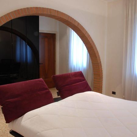 Bed and Breakfast Locazione Turistica Gioia à Padoue Extérieur photo