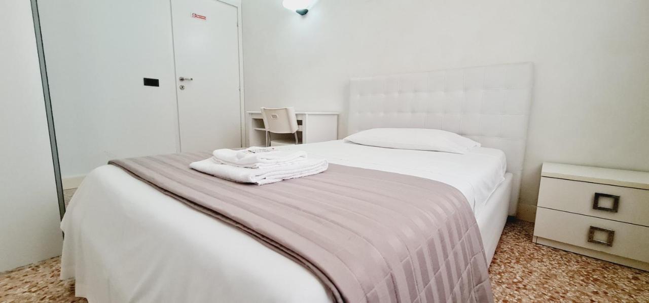 Bed and Breakfast Locazione Turistica Gioia à Padoue Extérieur photo