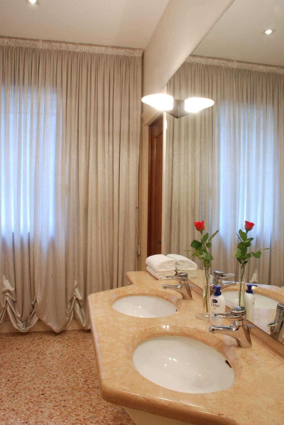 Bed and Breakfast Locazione Turistica Gioia à Padoue Extérieur photo
